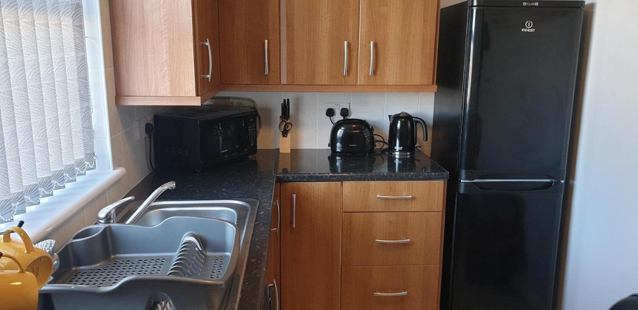 Lockinbar Holiday Apartments Tenby Esterno foto