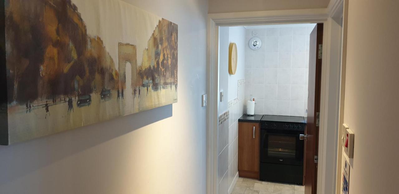 Lockinbar Holiday Apartments Tenby Esterno foto