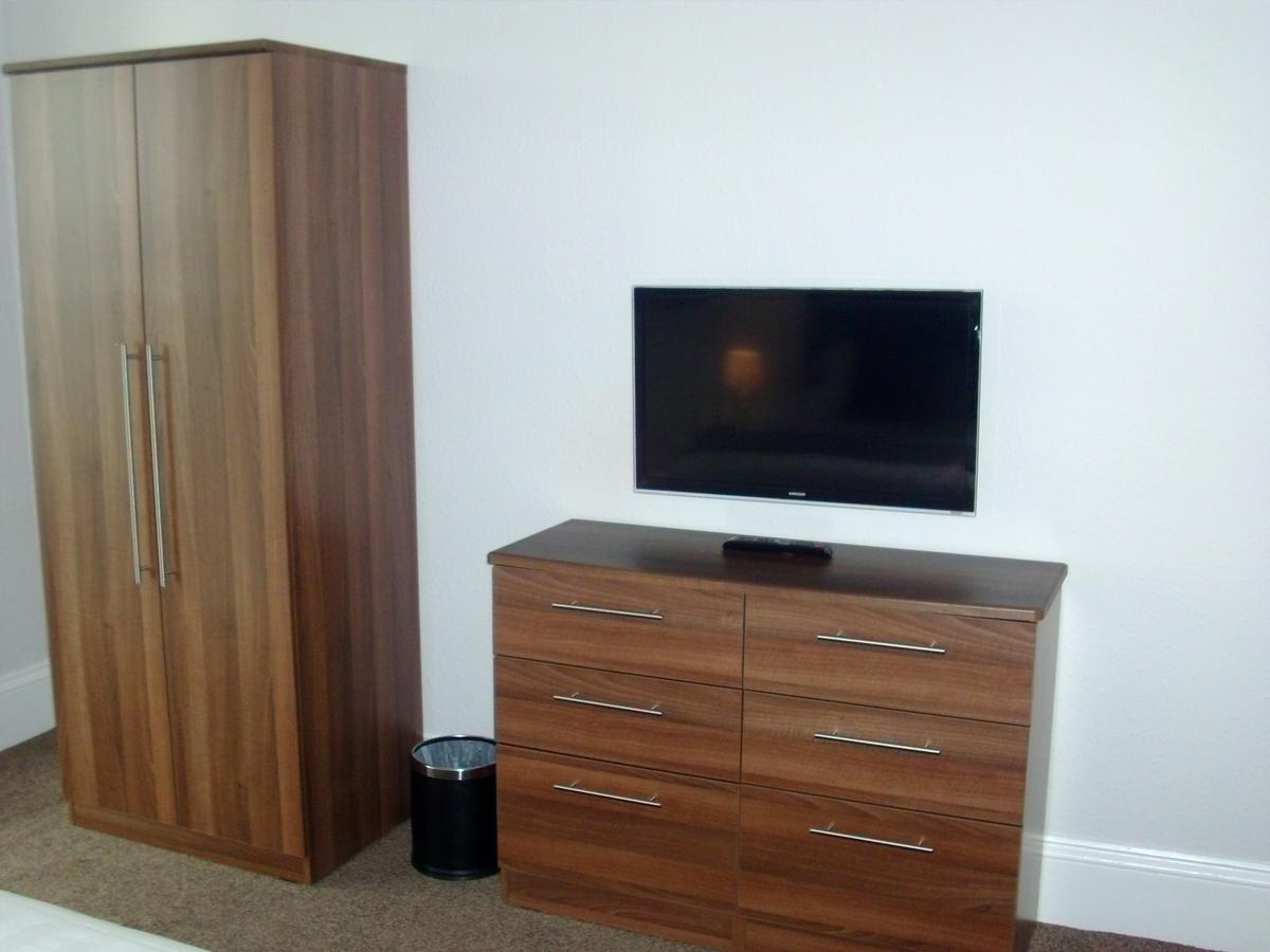 Lockinbar Holiday Apartments Tenby Esterno foto